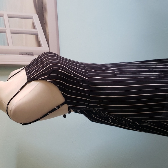 ZAFUL Mini Dress With Open Back - Picture 9 of 15